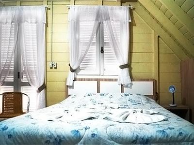 image-housing-carousel