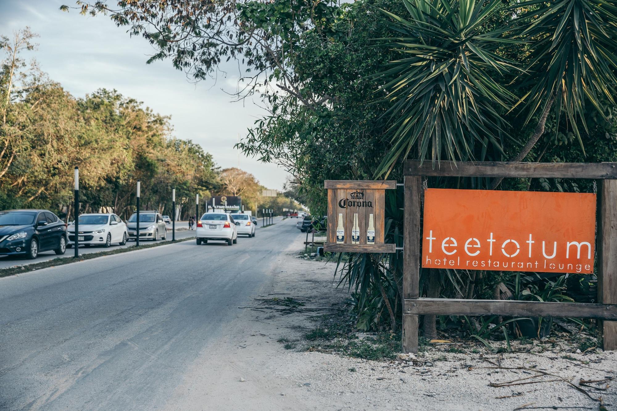 Teetotum Hotel Restaurant Lounge