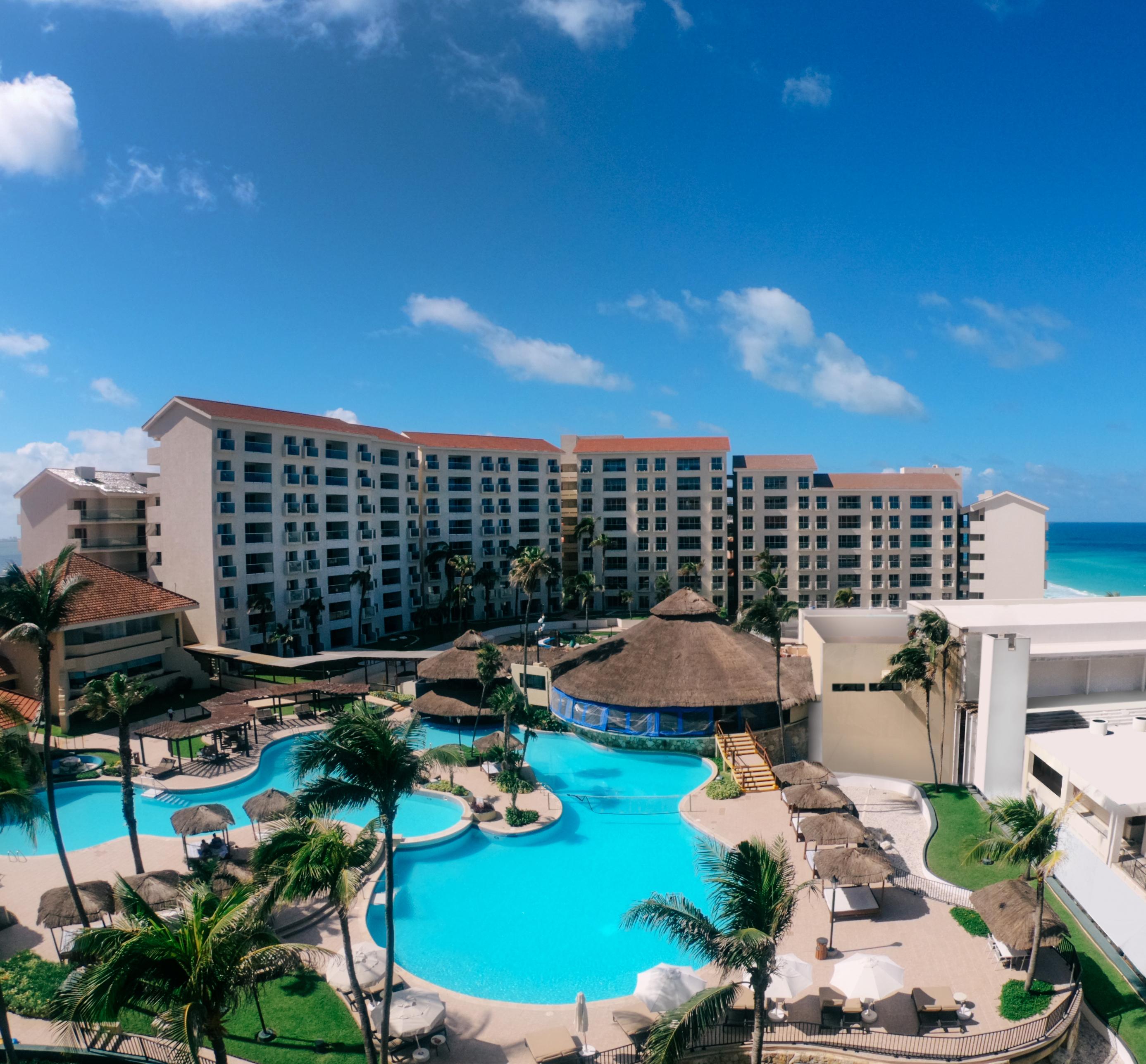 Emporio Cancún - with Optional All Inclusive