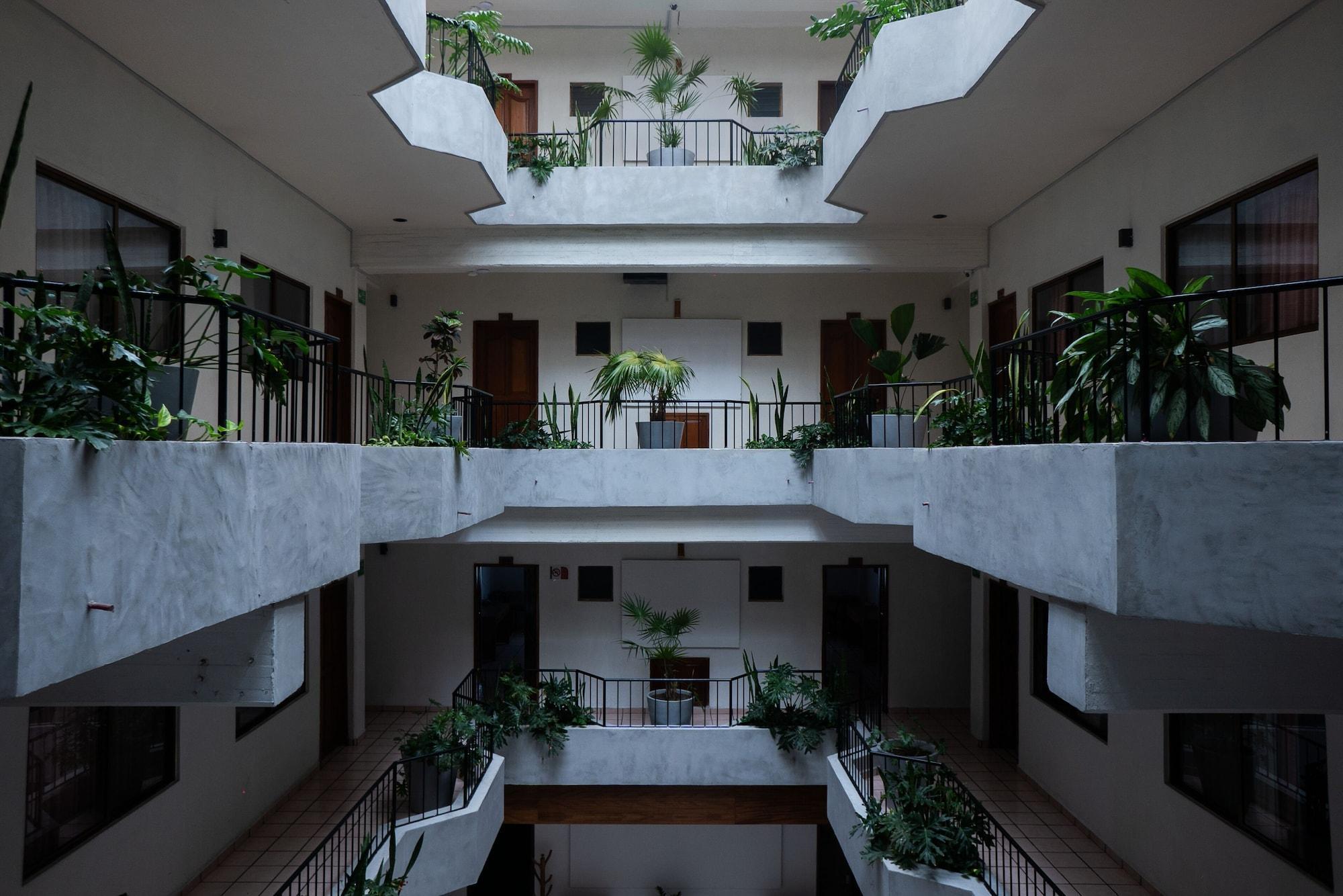 image-housing-carousel