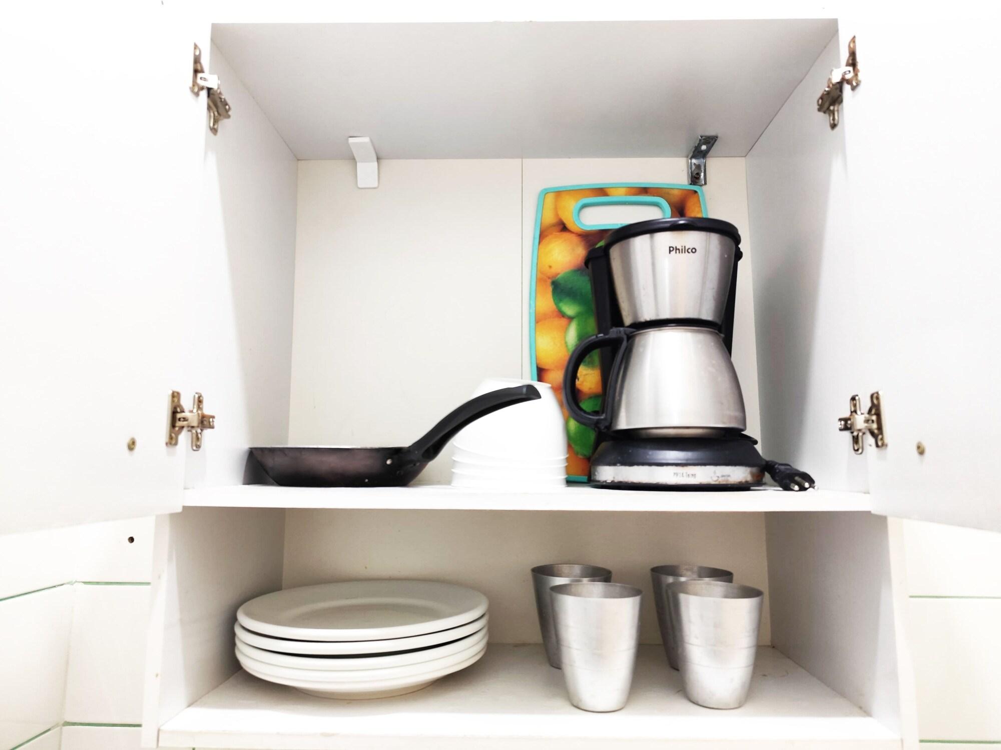 image-housing-carousel