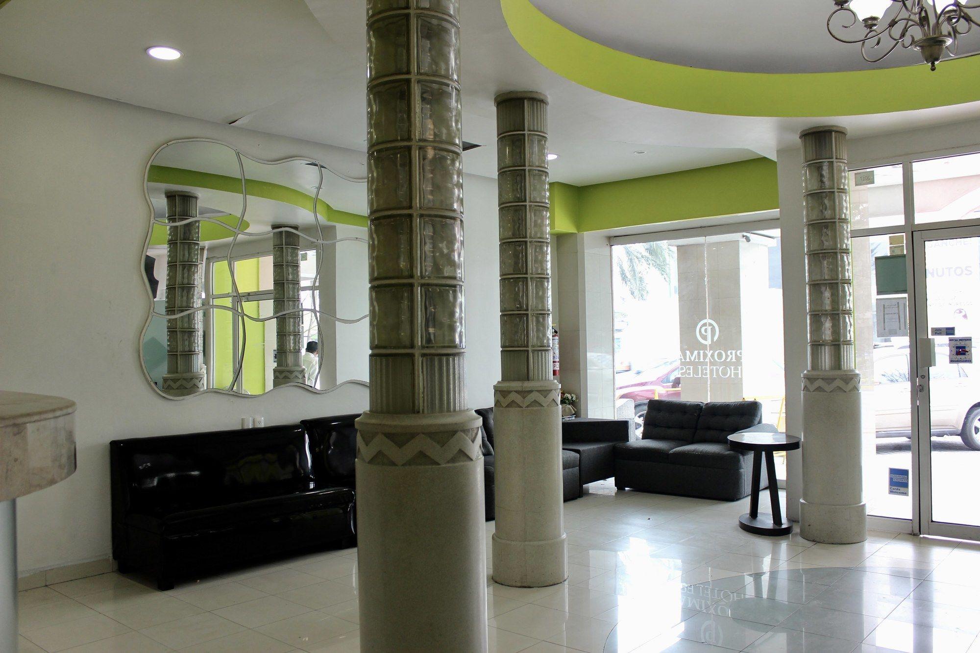 image-housing-carousel