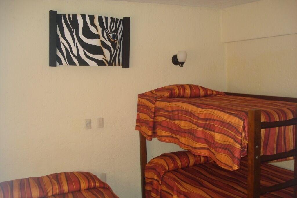 image-housing-carousel