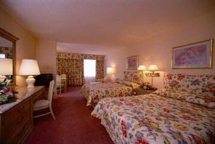 image-housing-carousel
