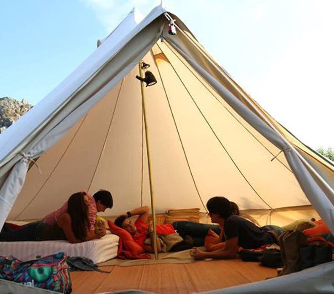 image-housing-carousel