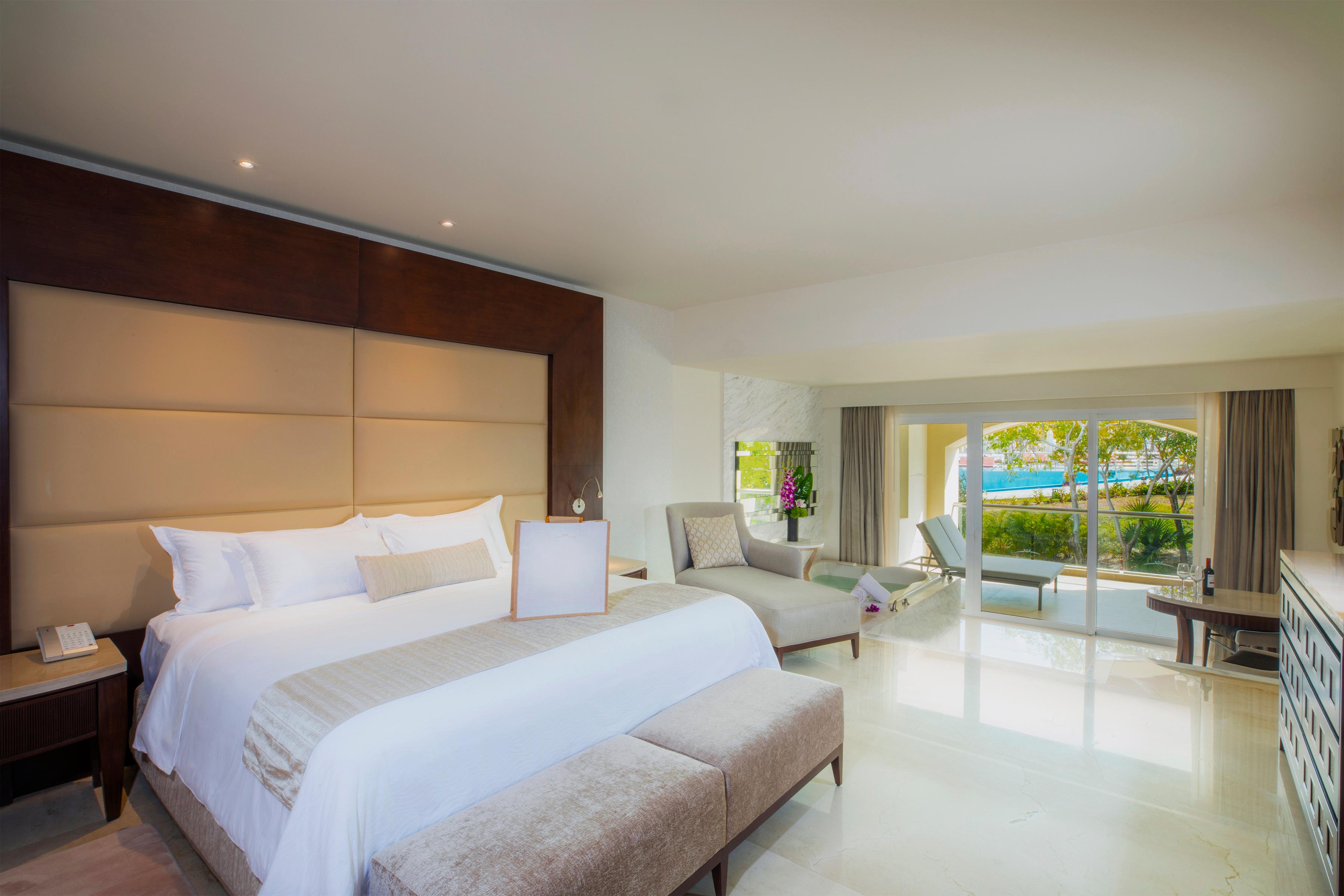 Suite   con Vista al Jardín