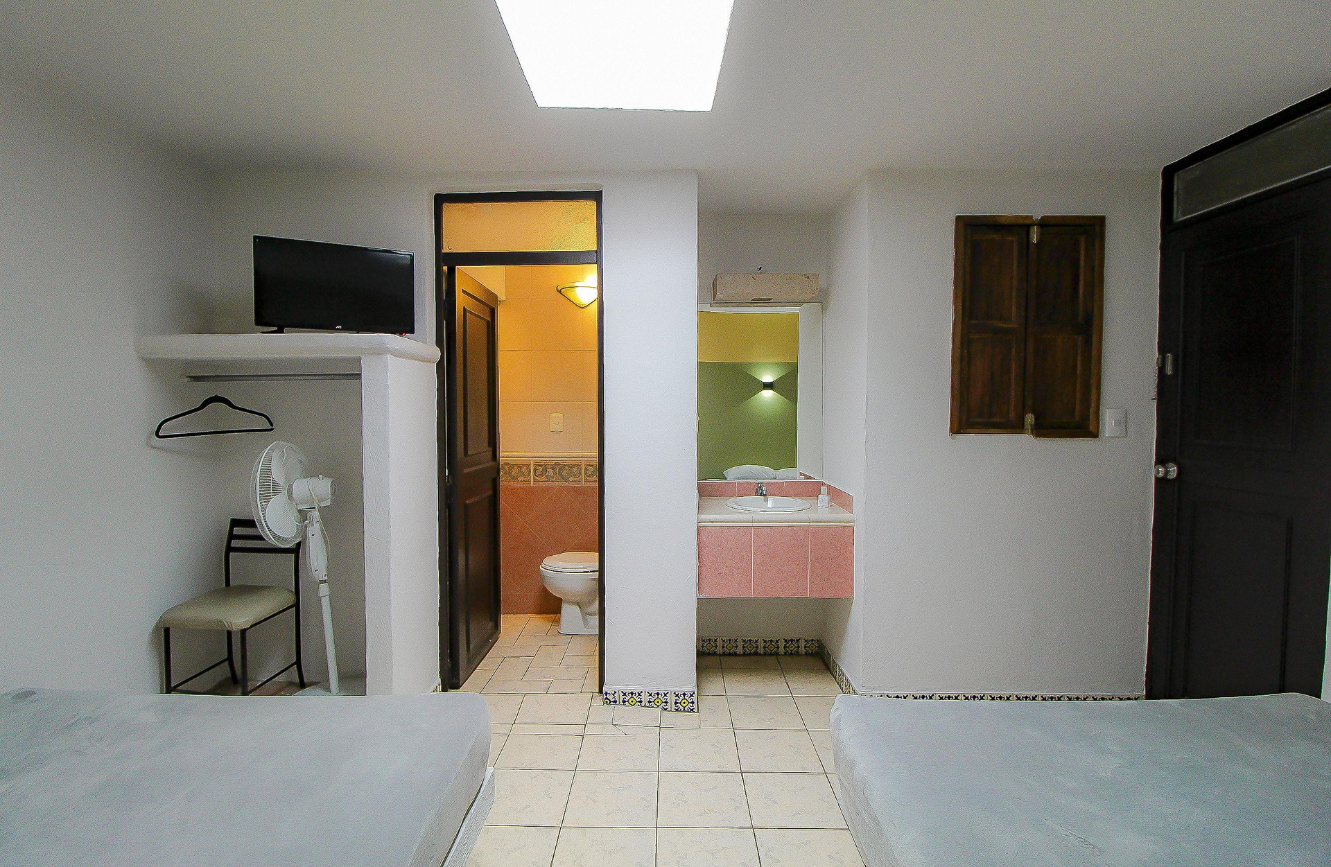 image-housing-carousel
