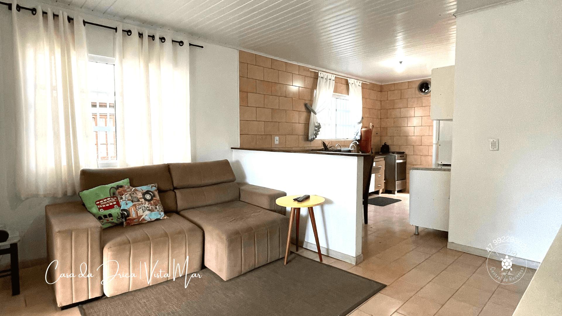 image-housing-carousel