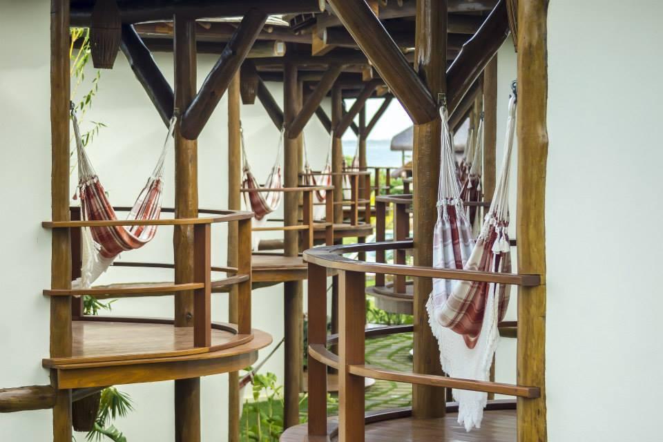 image-housing-carousel