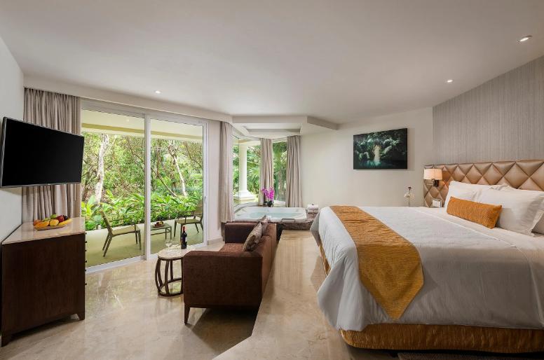Suite Júnior con Vista al Jardín