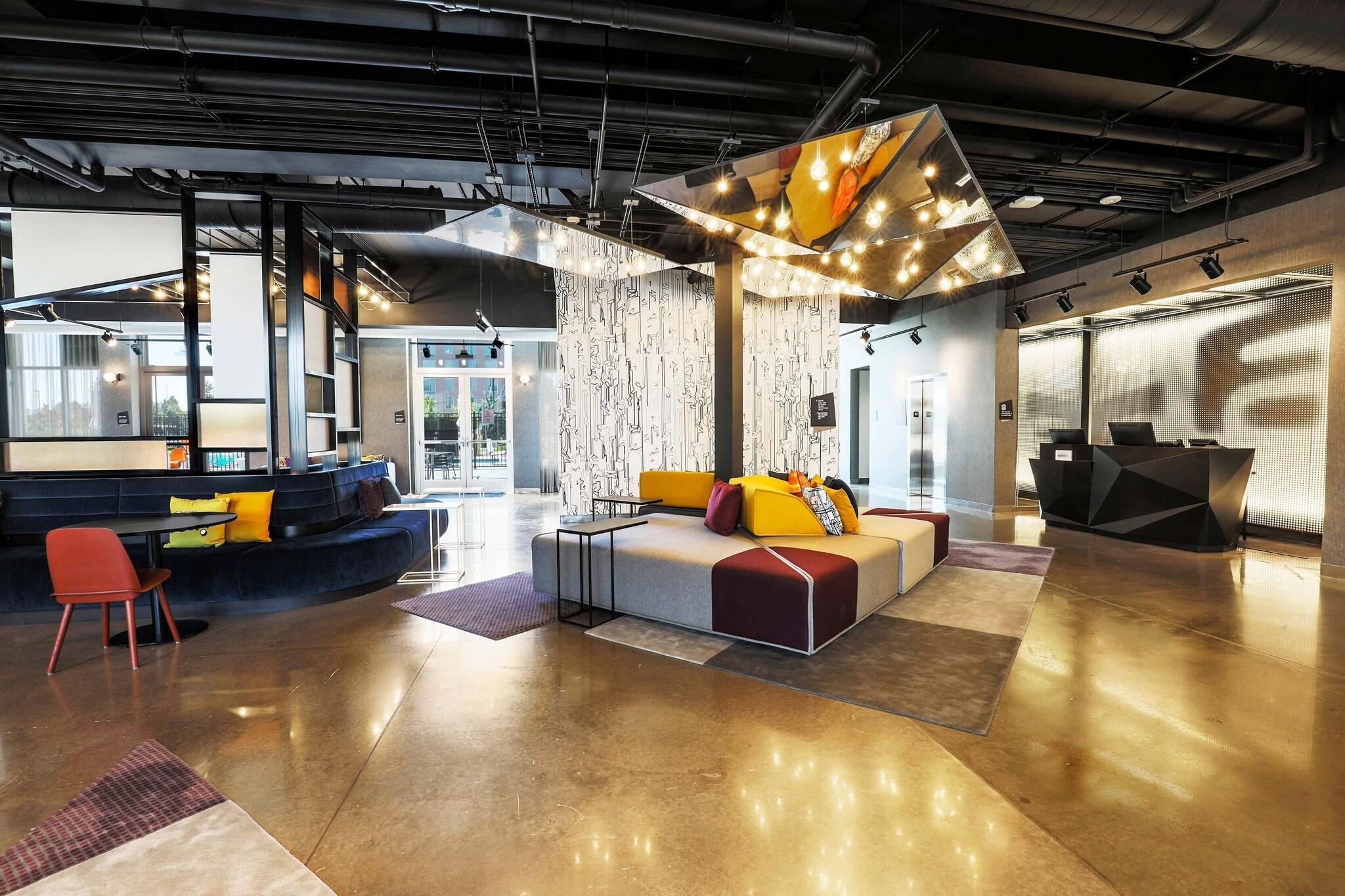 image-housing-carousel