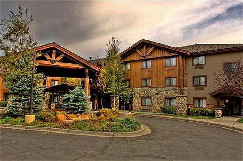 Holiday Inn Express & Suites Park City, an IHG Hotel image