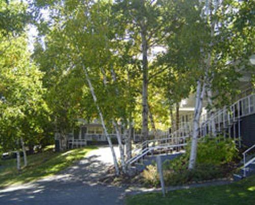 image-housing-carousel