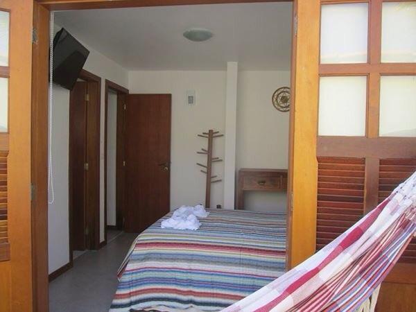 image-housing-carousel