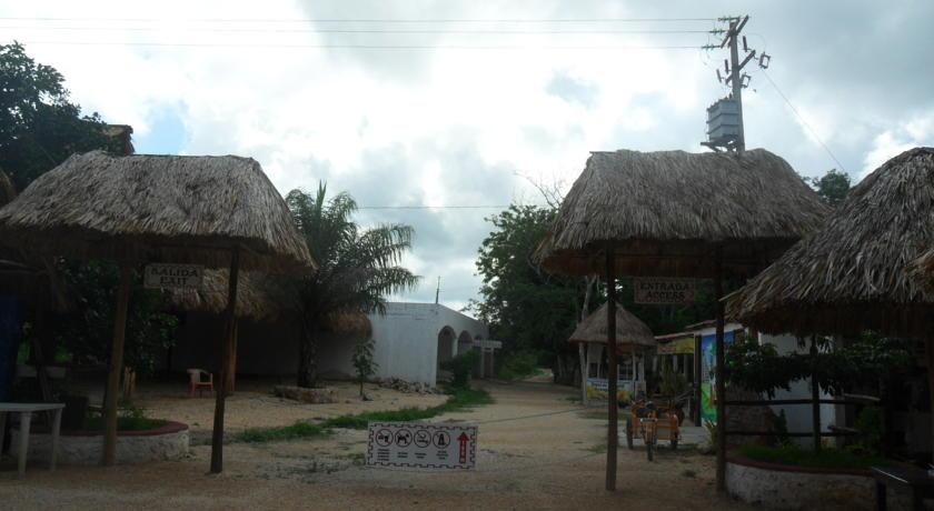image-housing-carousel