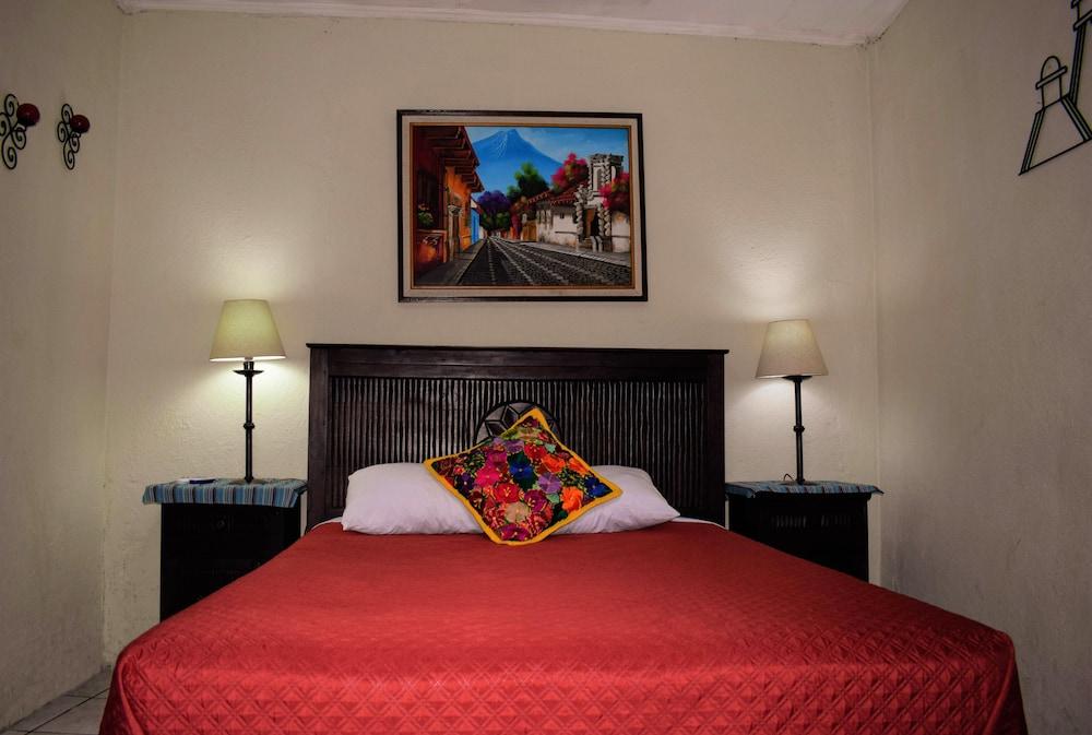 image-housing-carousel