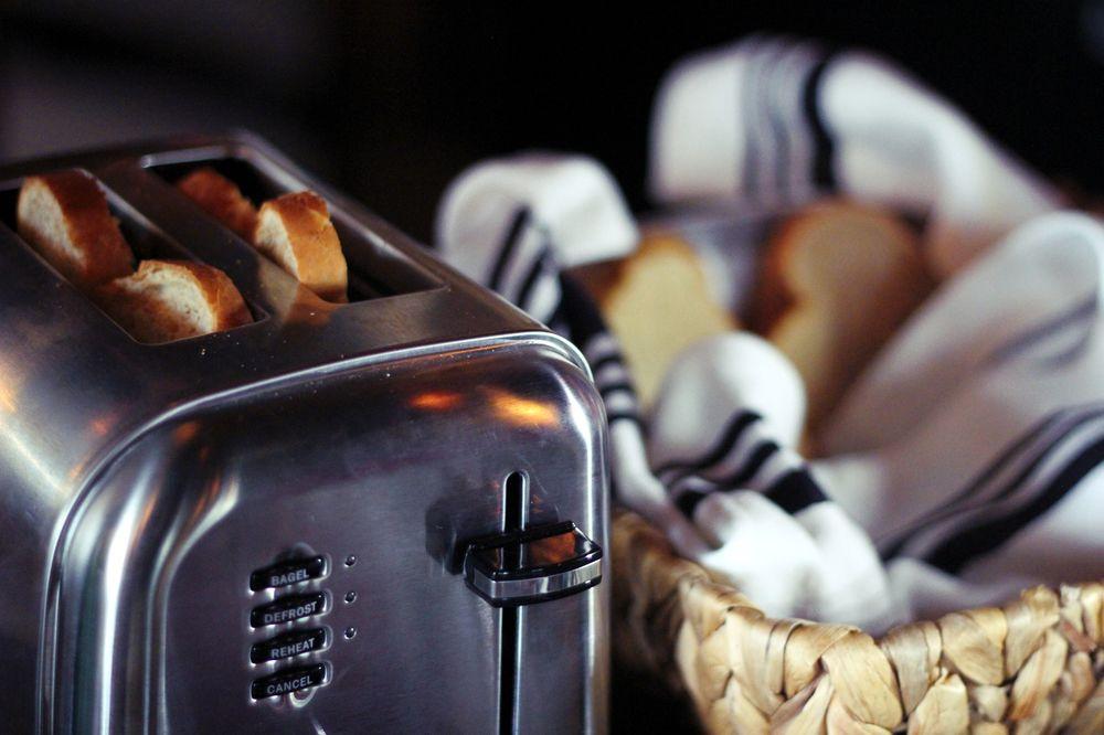 image-housing-carousel