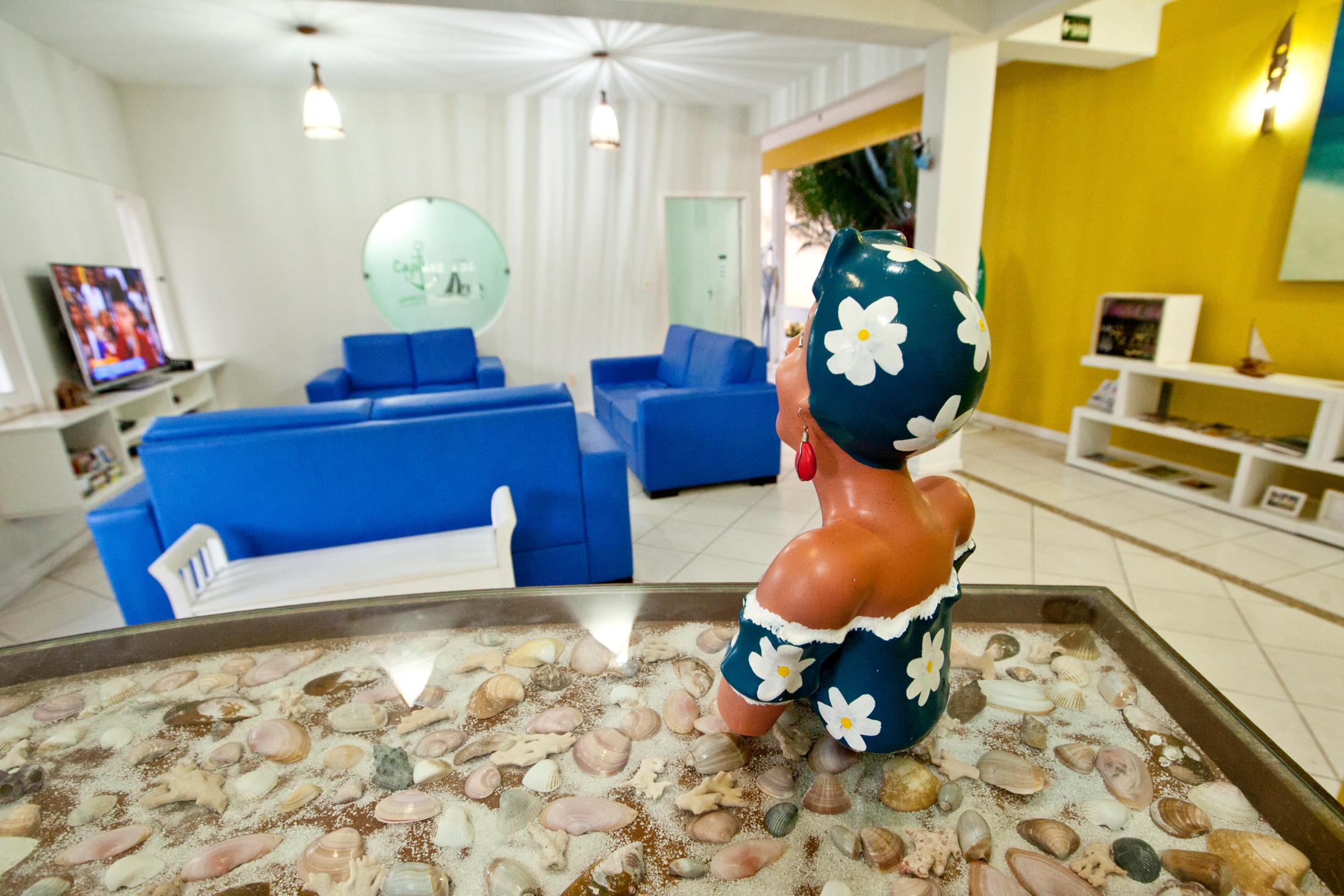 image-housing-carousel