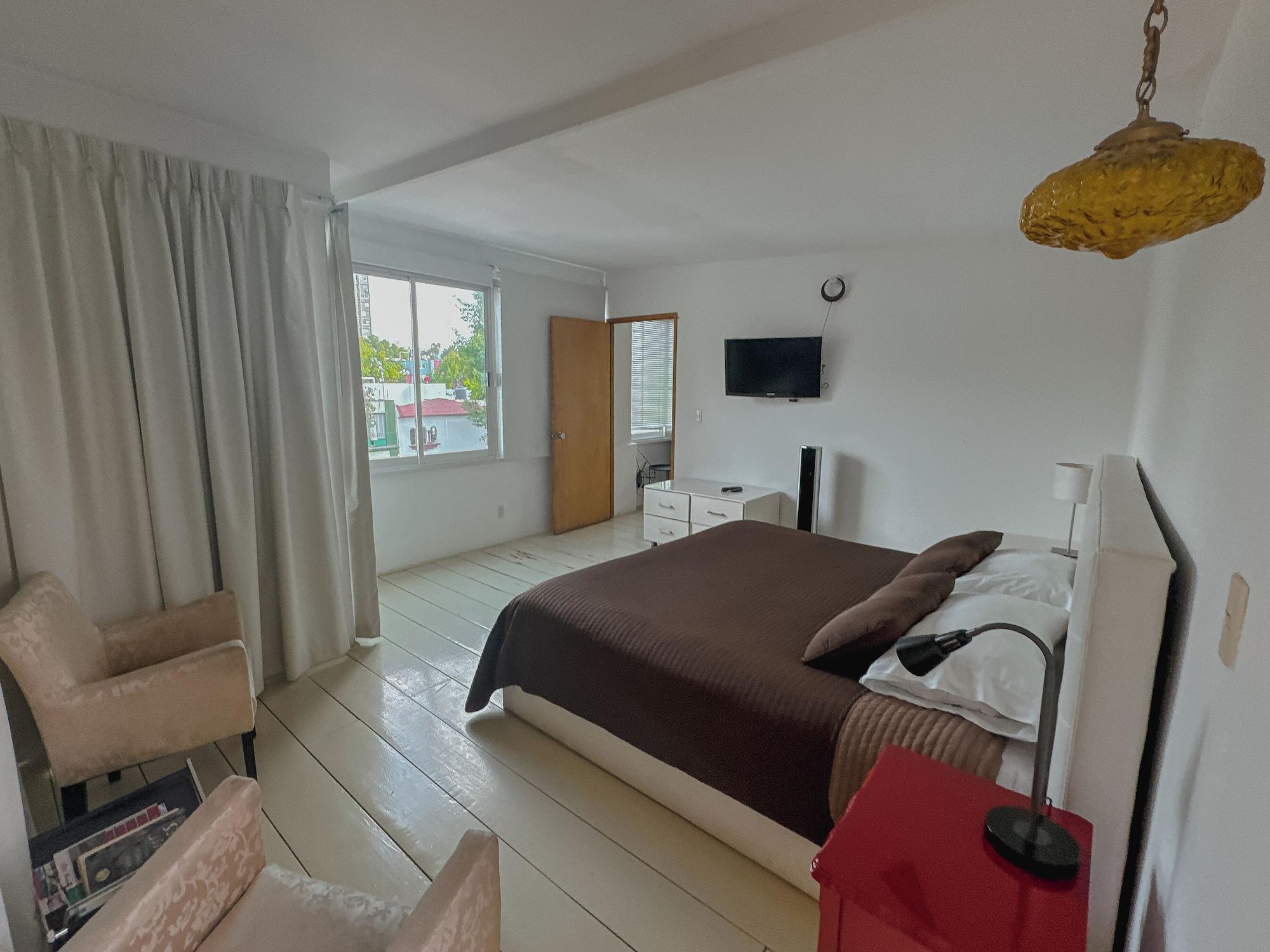 Condesa Haus Rentals 5