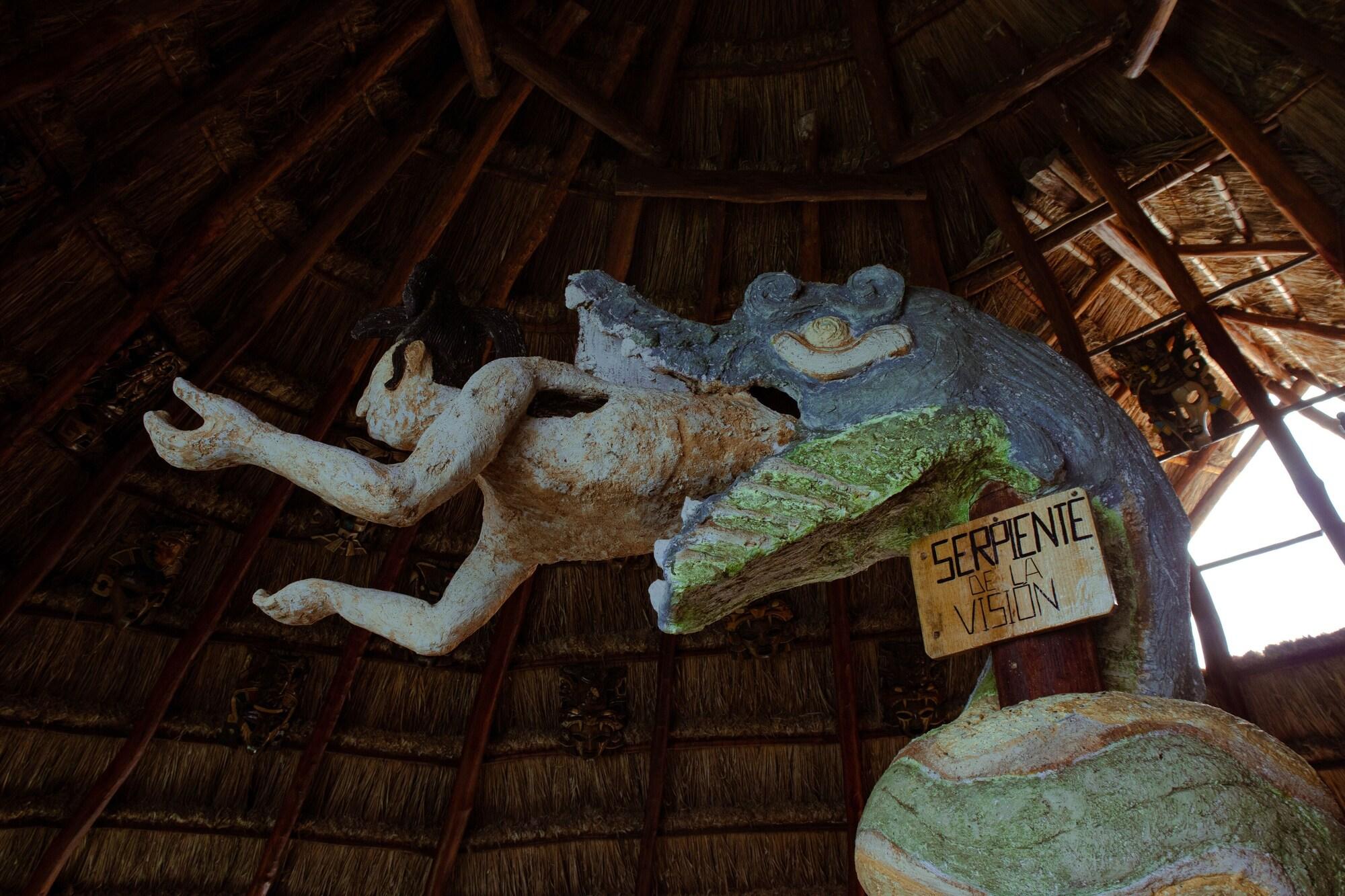 image-housing-carousel