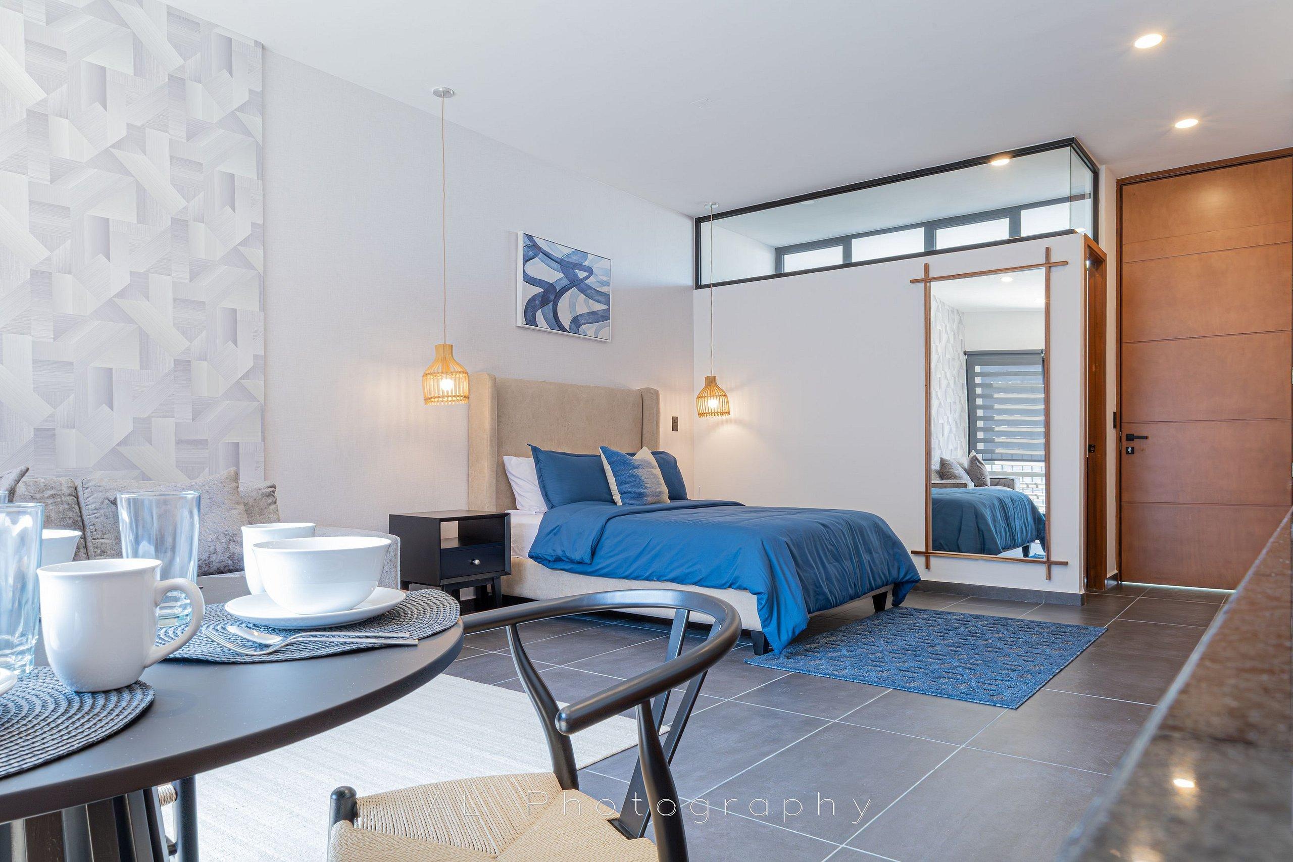 image-housing-carousel