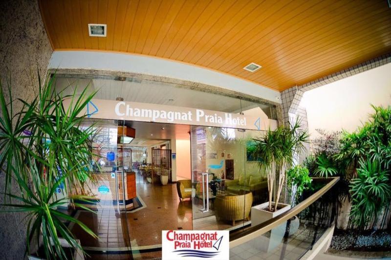 image-housing-carousel