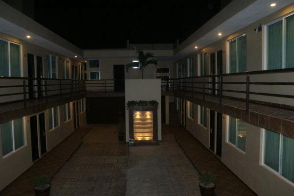 image-housing-carousel