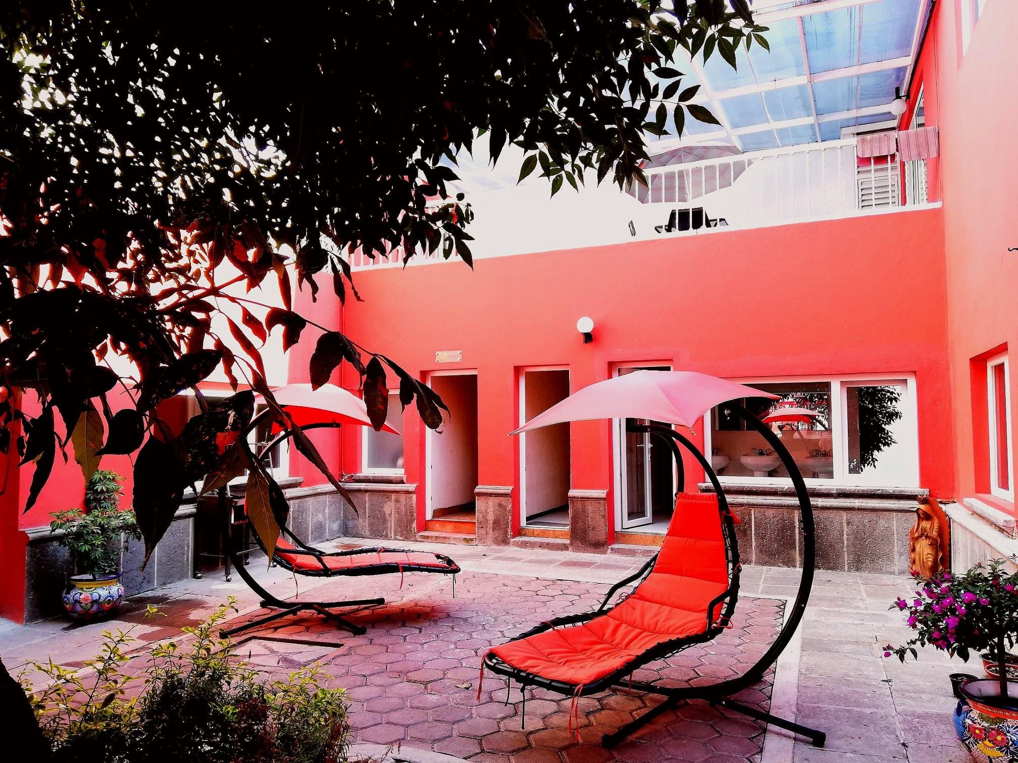 image-housing-carousel