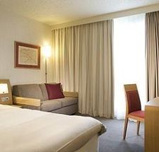 Novotel Suresnes Longchamp
