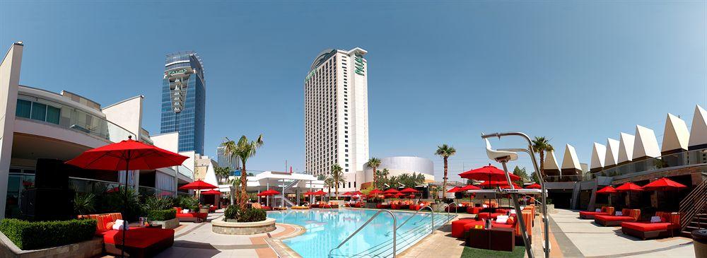 image-housing-carousel