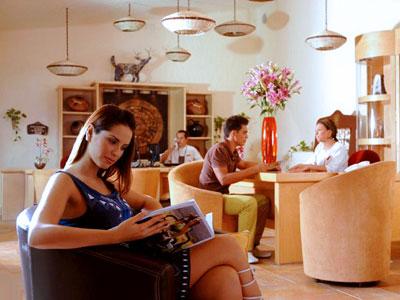 image-housing-carousel