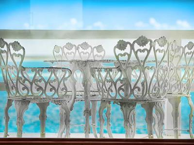 image-housing-carousel