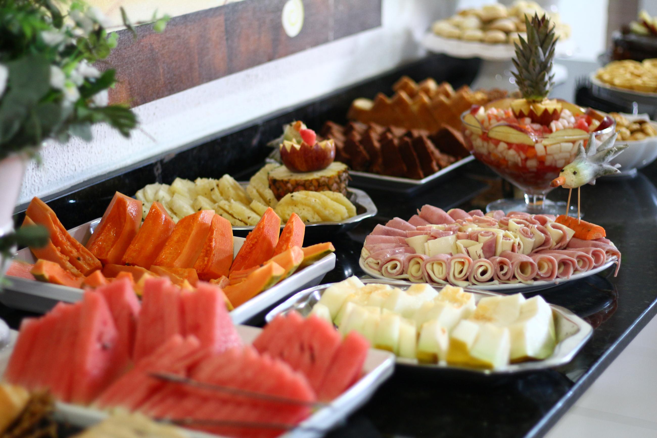 image-housing-carousel