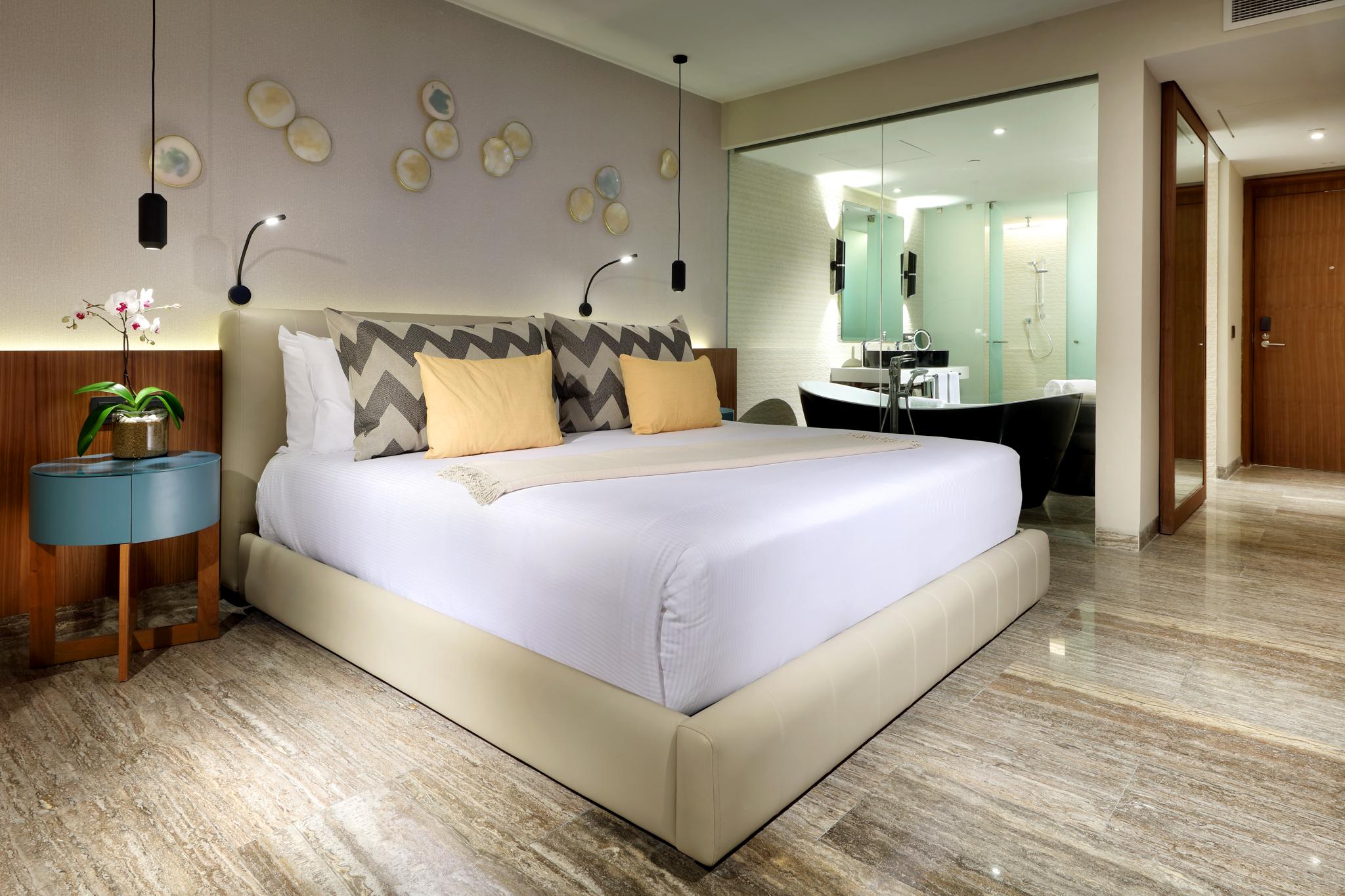 Suite Júnior con Vista Parcial del Mar