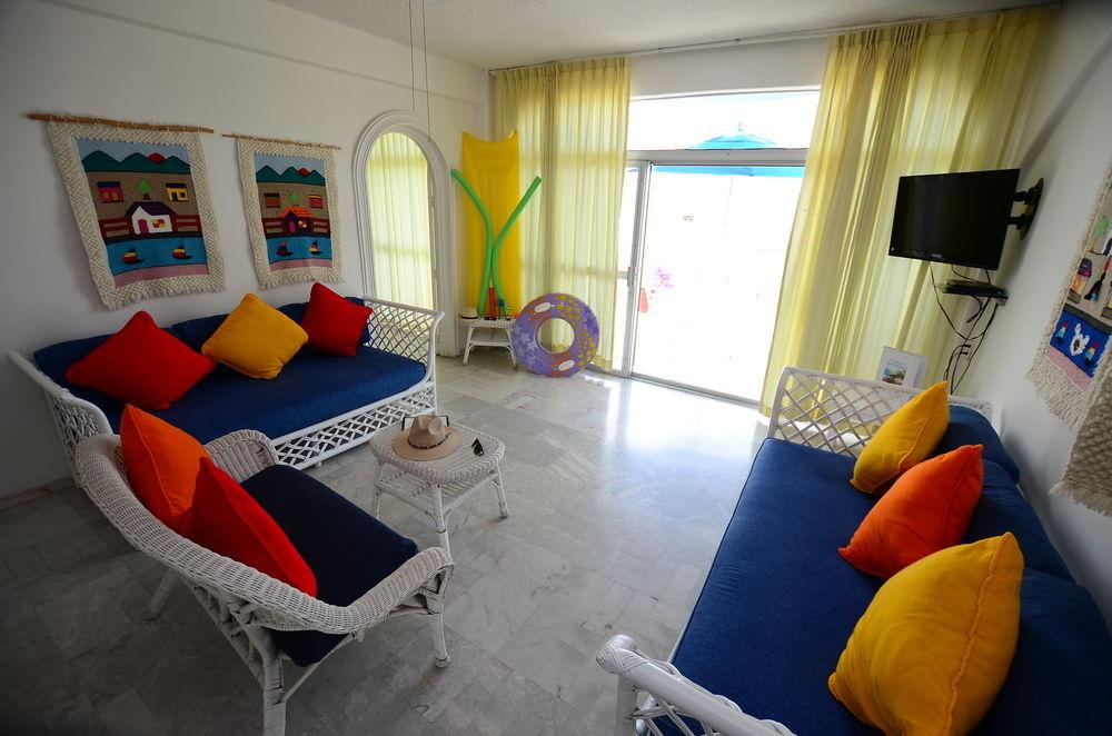image-housing-carousel