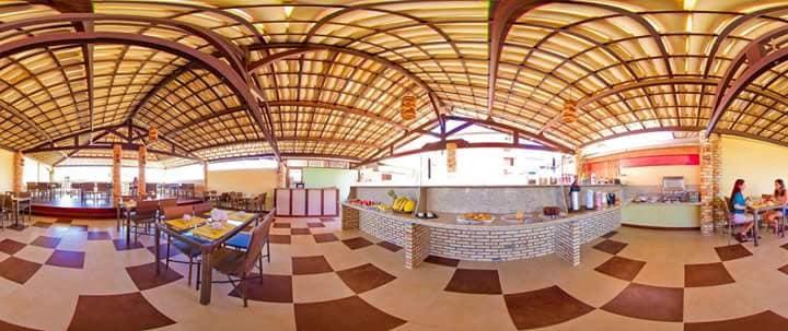 image-housing-carousel