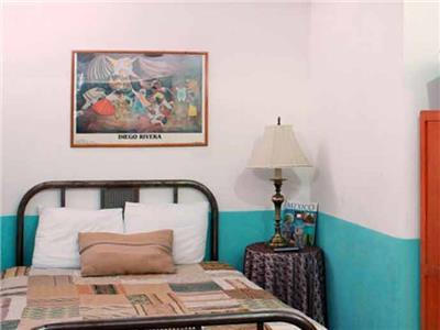 image-housing-carousel