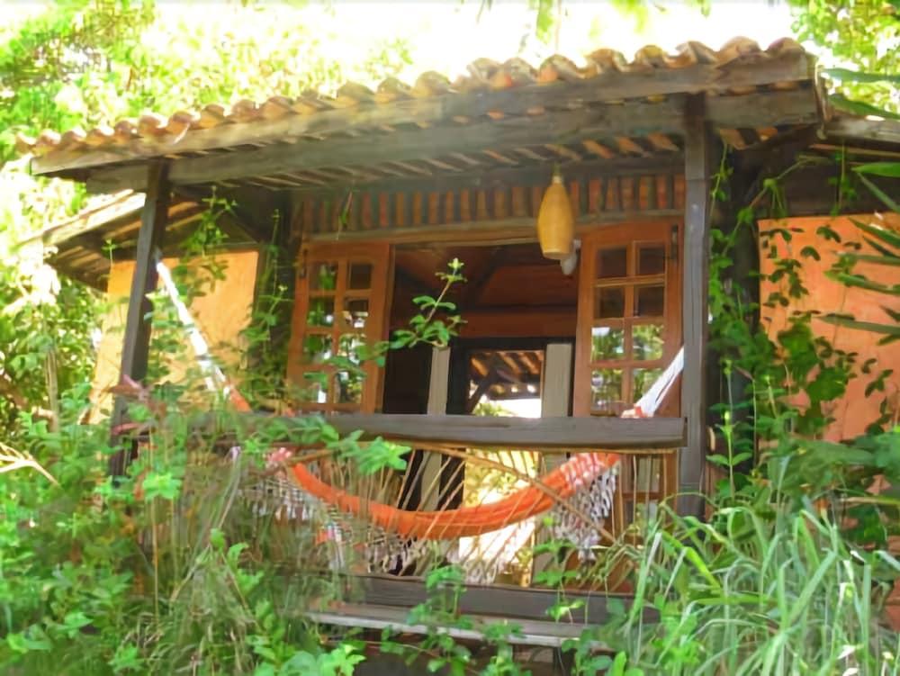image-housing-carousel