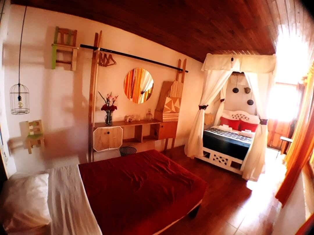 image-housing-carousel