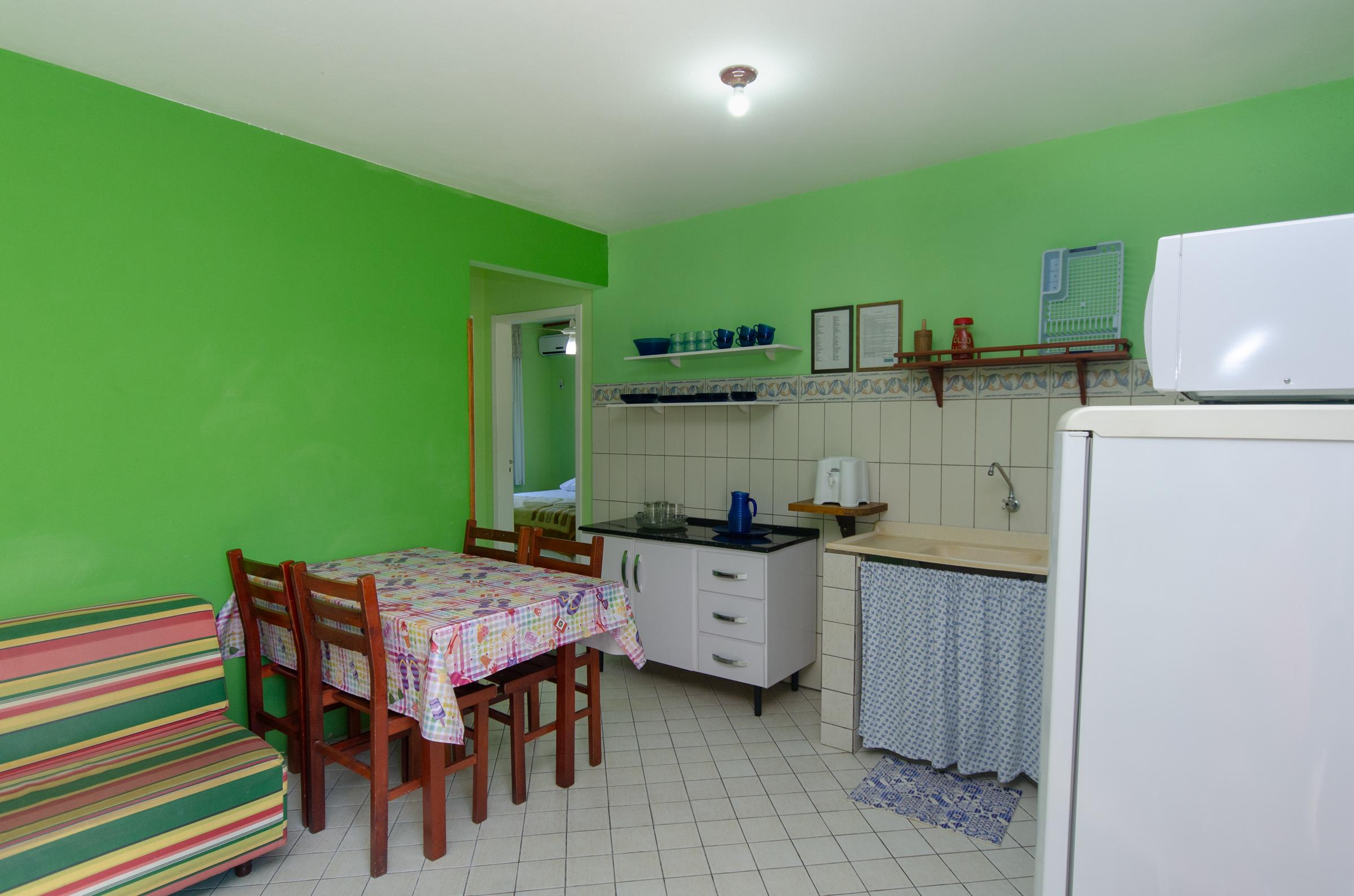 image-housing-carousel