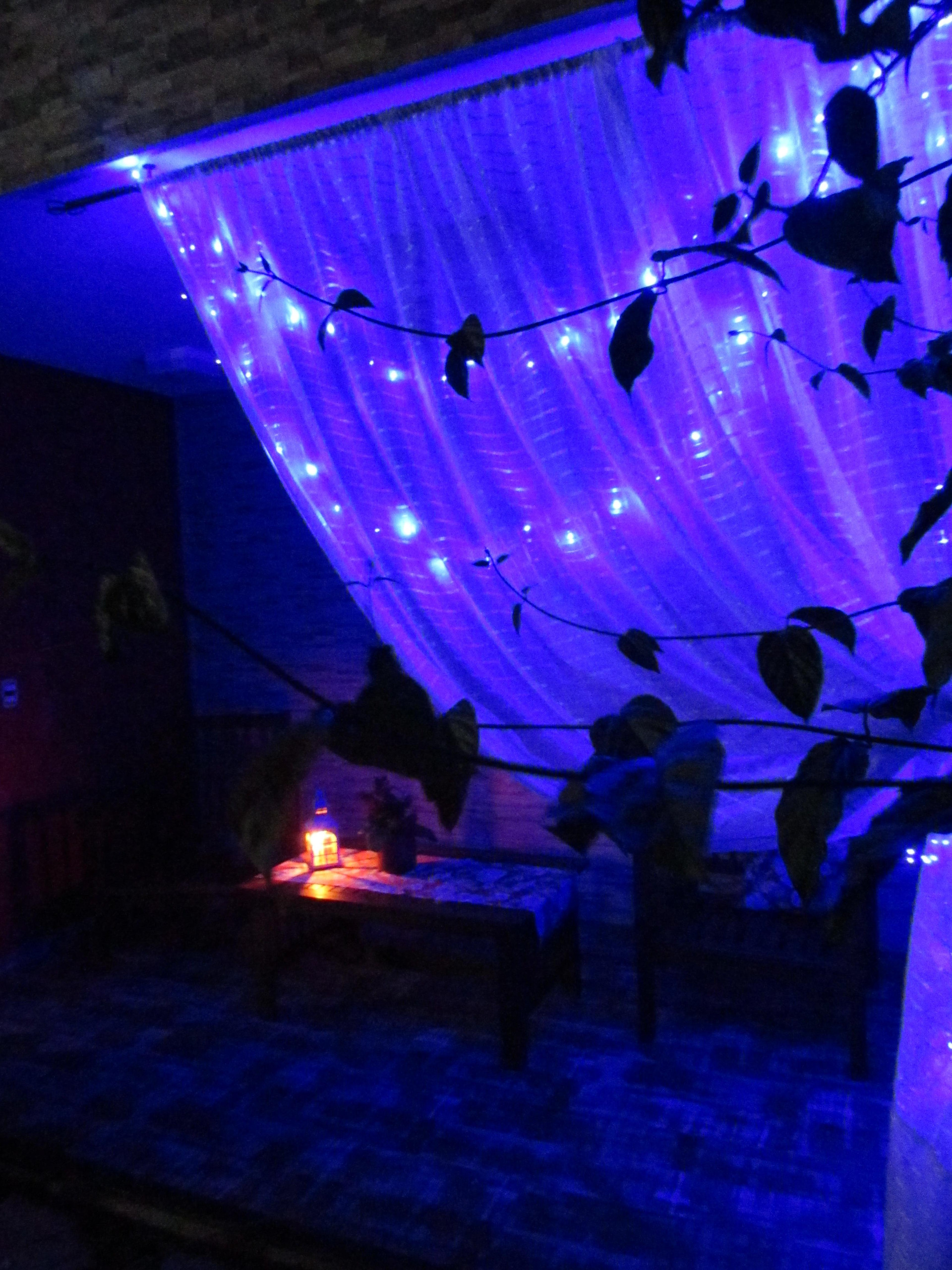 image-housing-carousel