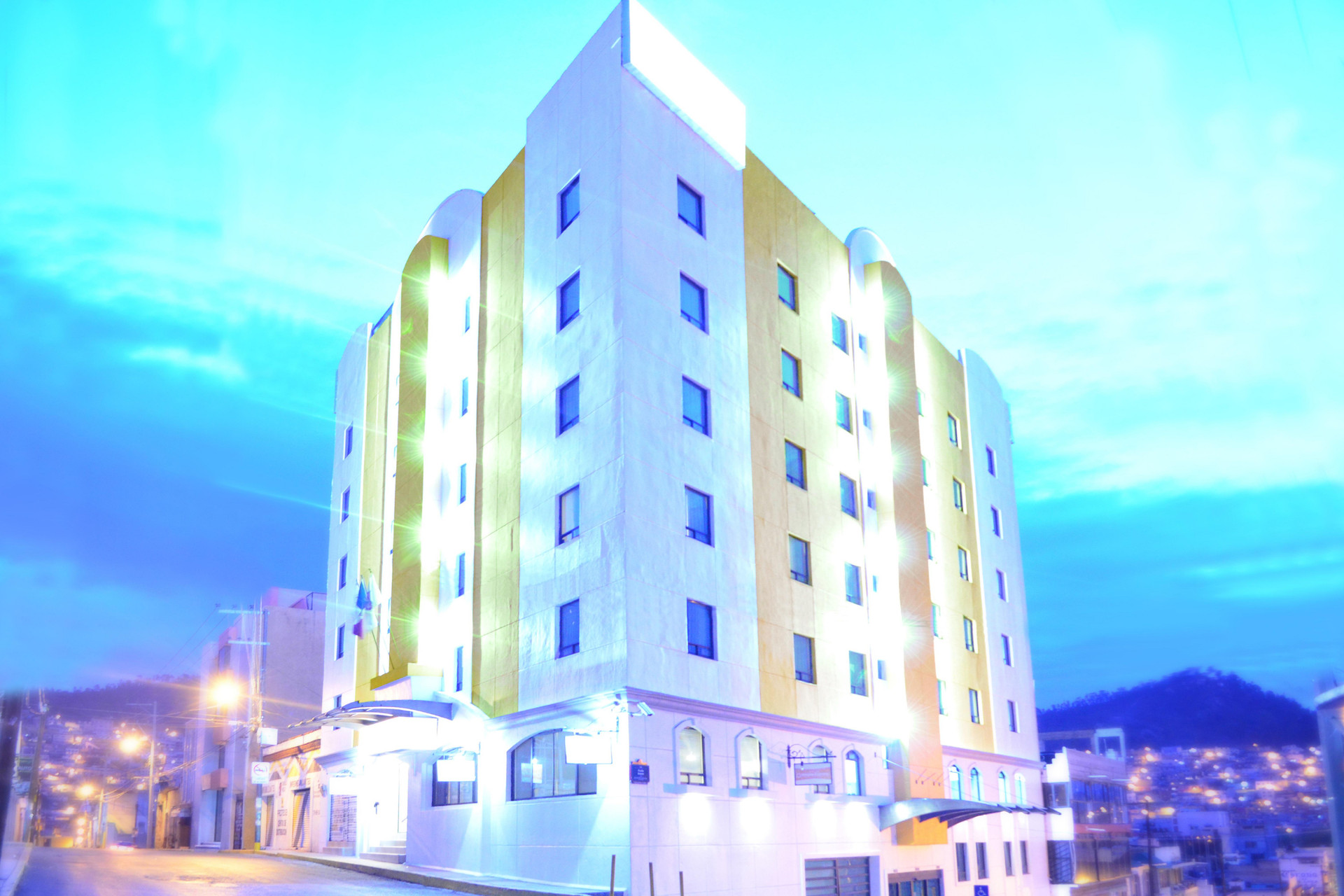 image-housing-carousel