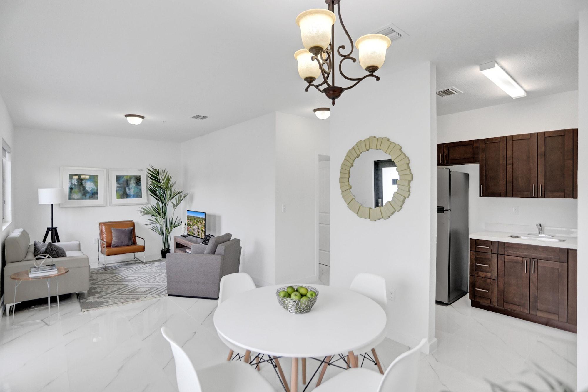 image-housing-carousel