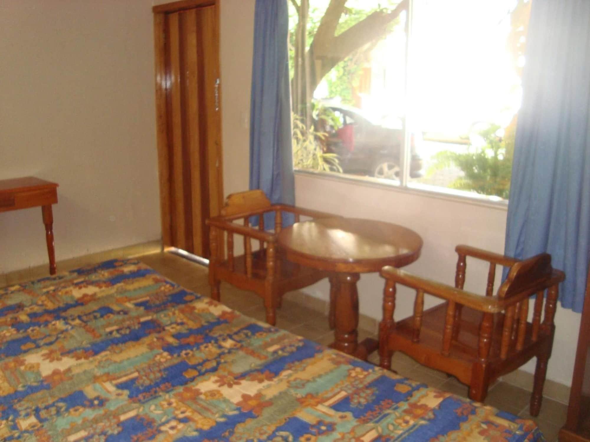image-housing-carousel