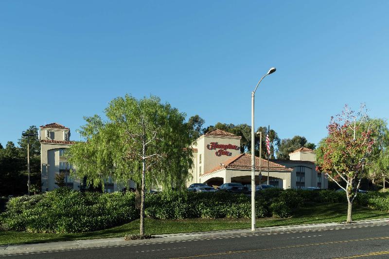 image-housing-carousel