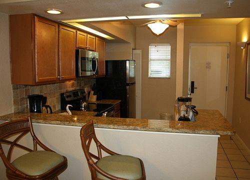 image-housing-carousel
