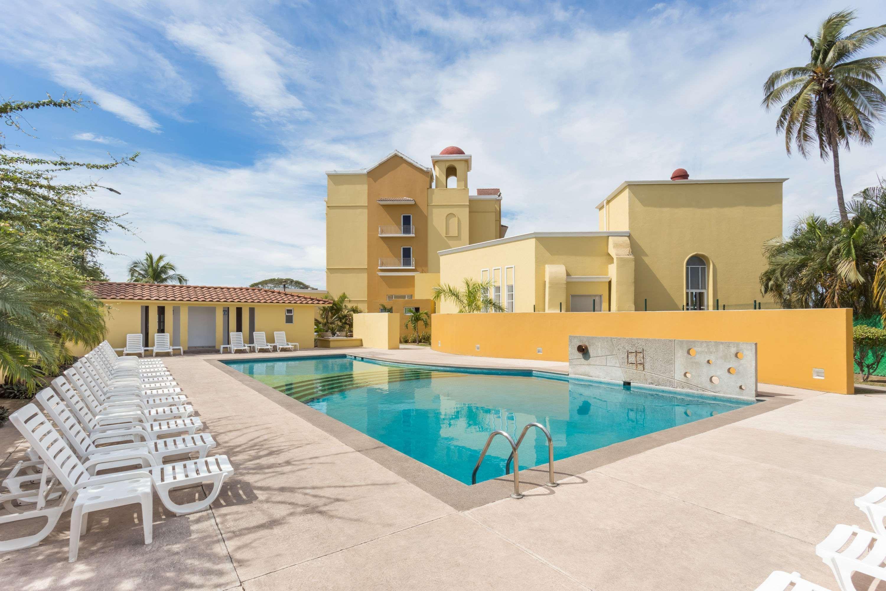 Baymont Inn & Suites Lazaro Cardenas 2