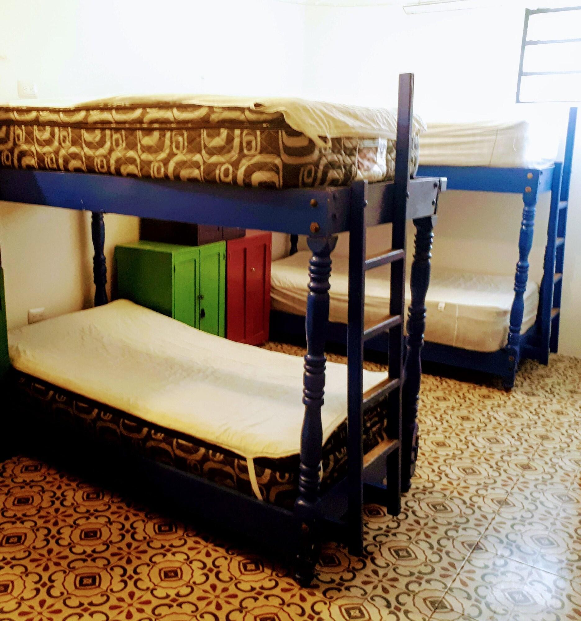 image-housing-carousel