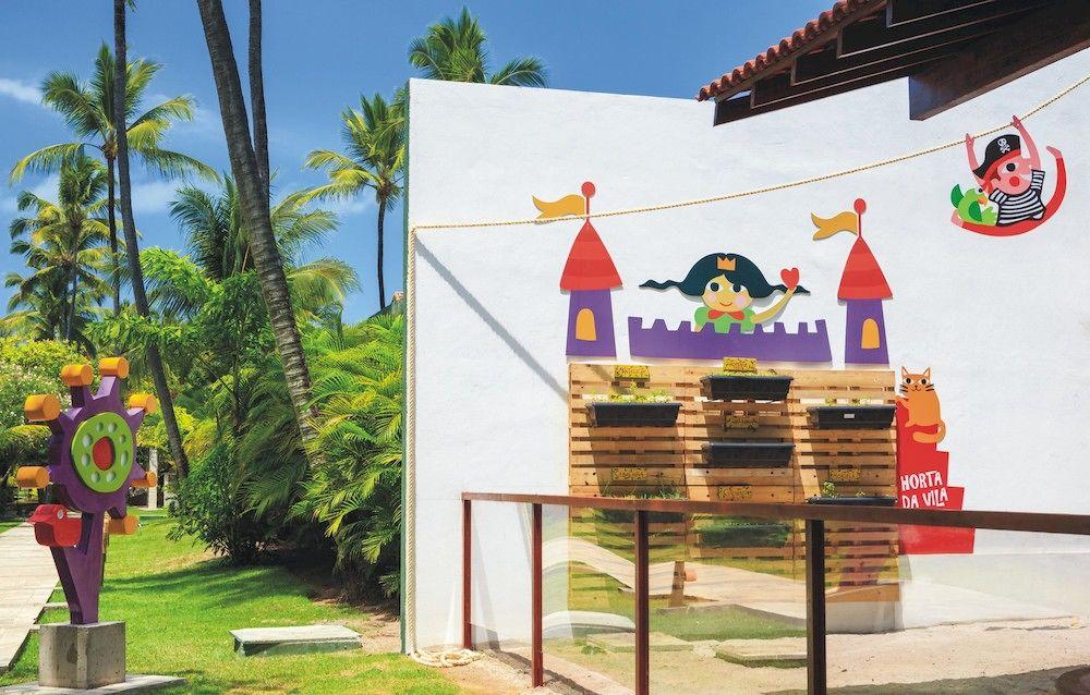 image-housing-carousel