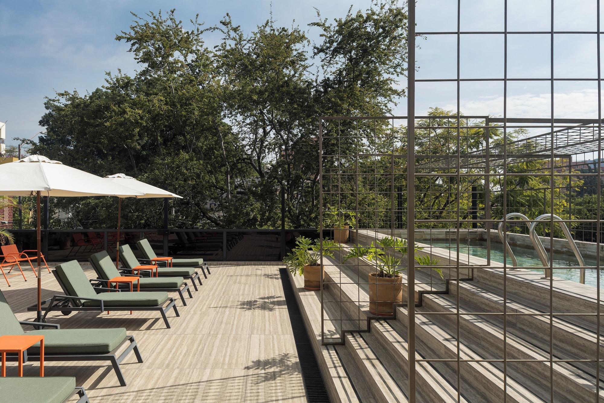 Bellwort Hotel 4
